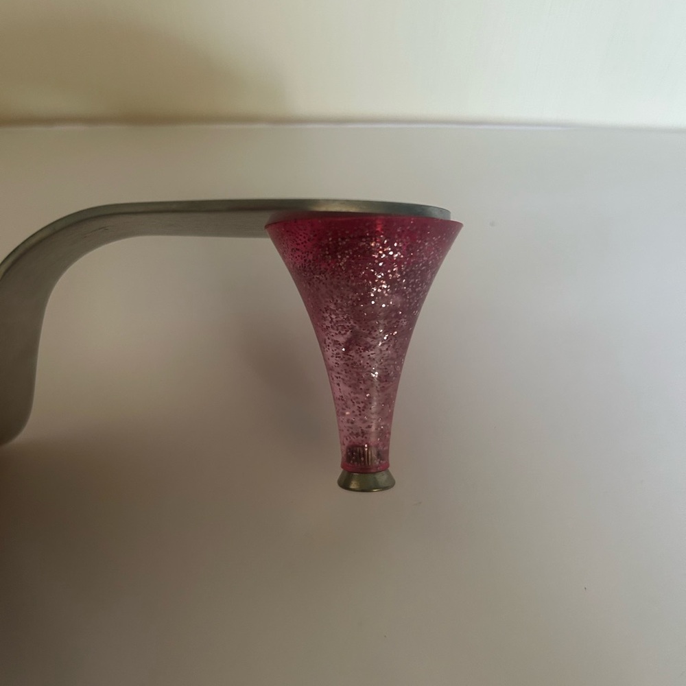 Pampered Chef Silver Cake Server with Pink Detachable Glitter Heel - Picture 3 of 6